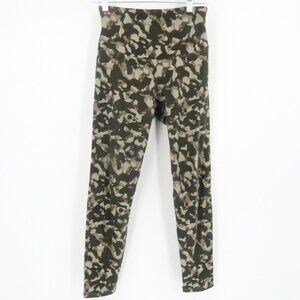 Yummie Green Camo Full Length Leggings Size Medium